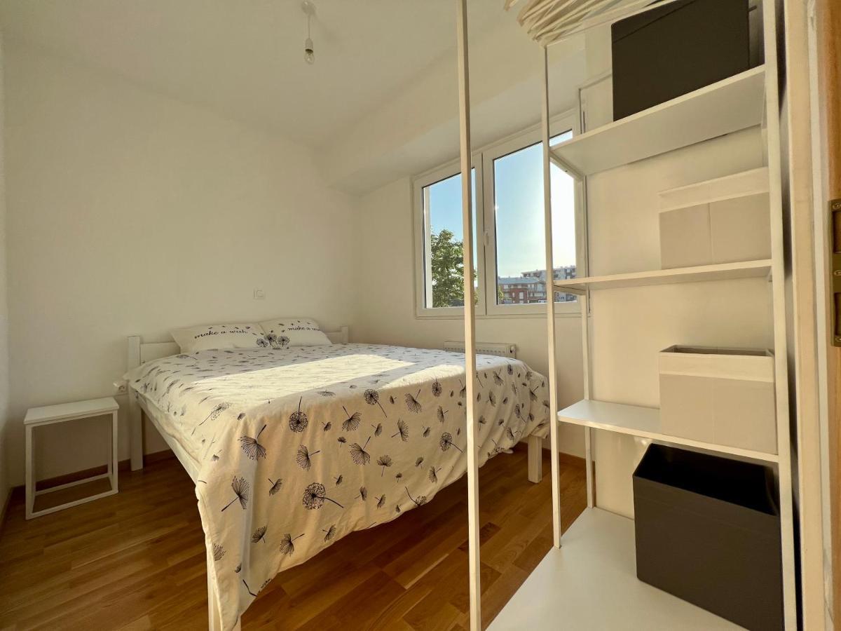 Sara'S Apartment Cozy And Close To Center With Private Parking Skopje Zewnętrze zdjęcie